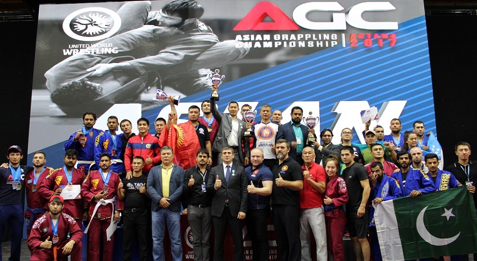 Казахстан взял первое место на чемпионате Азии по грэпплингу в Астане 