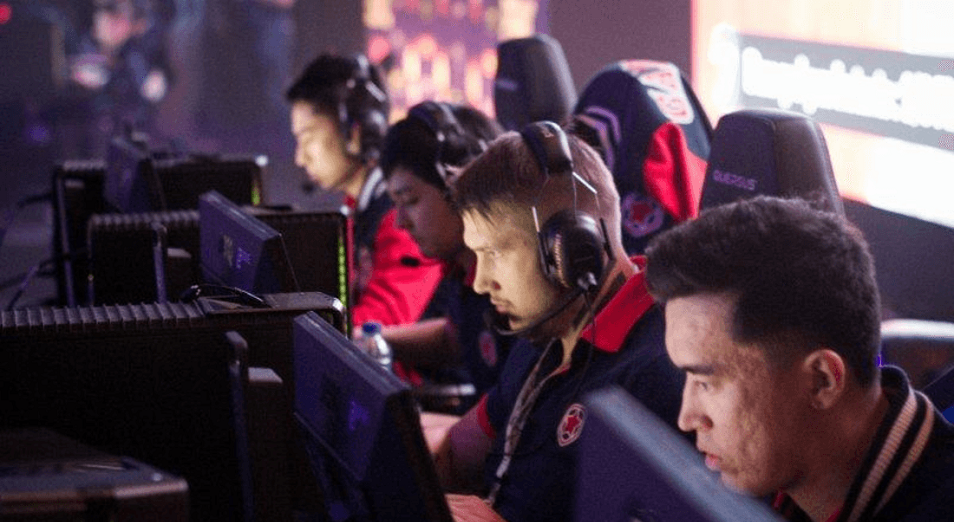 AdreN из Gambit: Мы не против быть богатыми и популярными «задротами»
