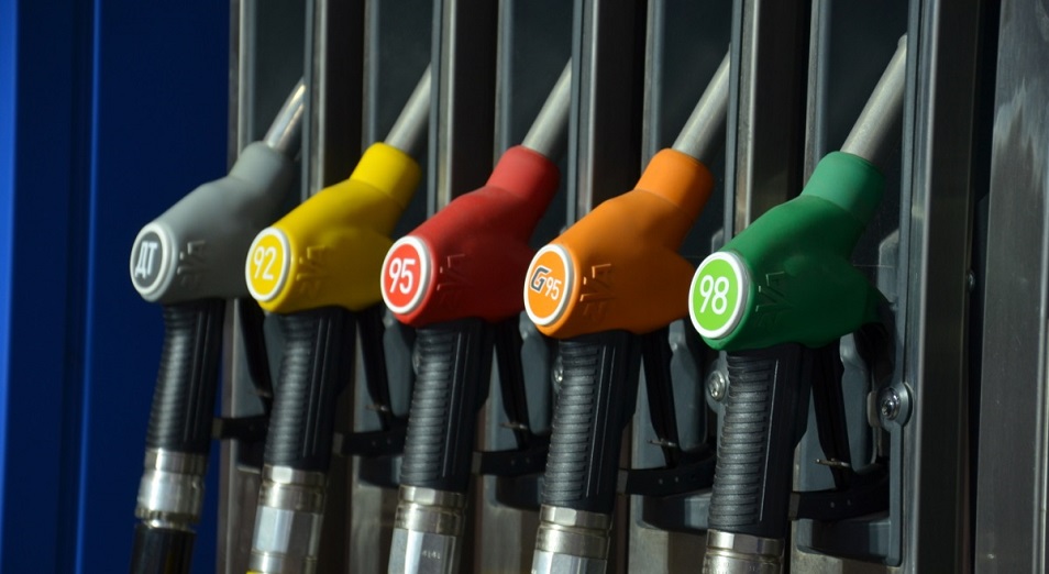 Продажа бензина за «коронакризисный» год в РК сократилась на 2%  