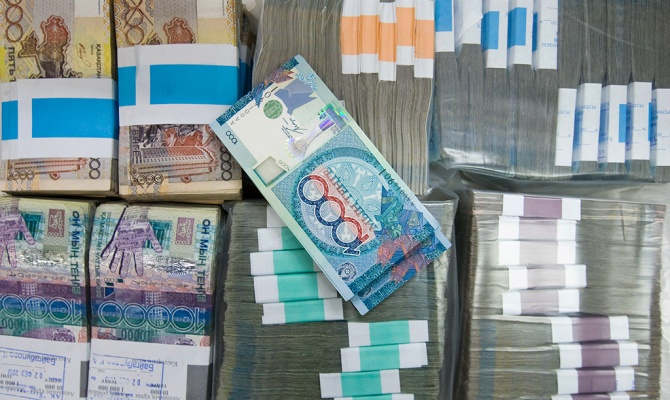 Проблем с наличностью не будет. Но будут другие проблемы