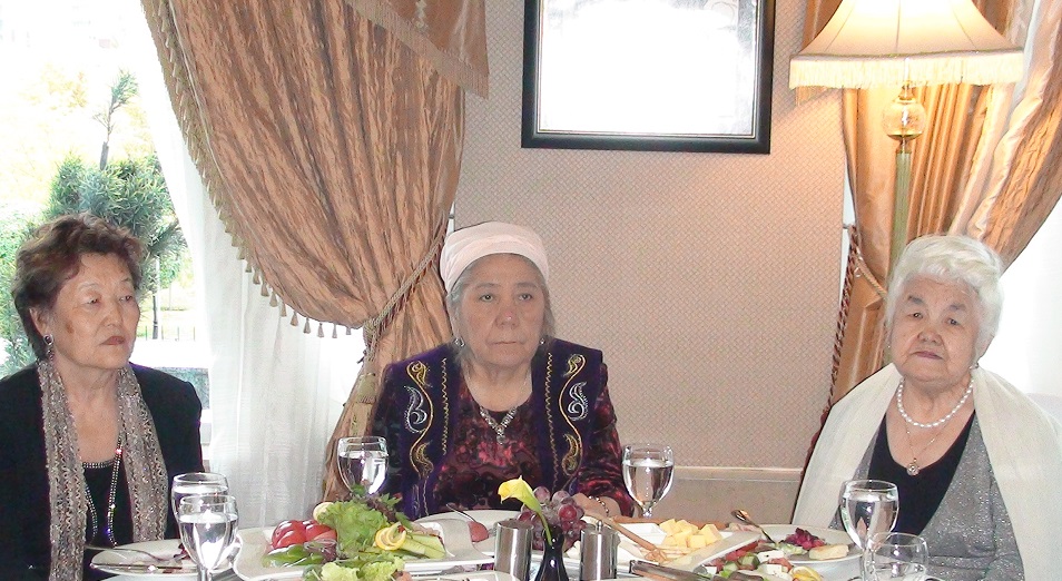 В Rixos President Astana отметили день пожилого человека 