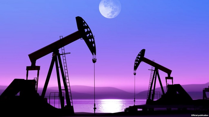 Цены на нефть умеренно повышаются