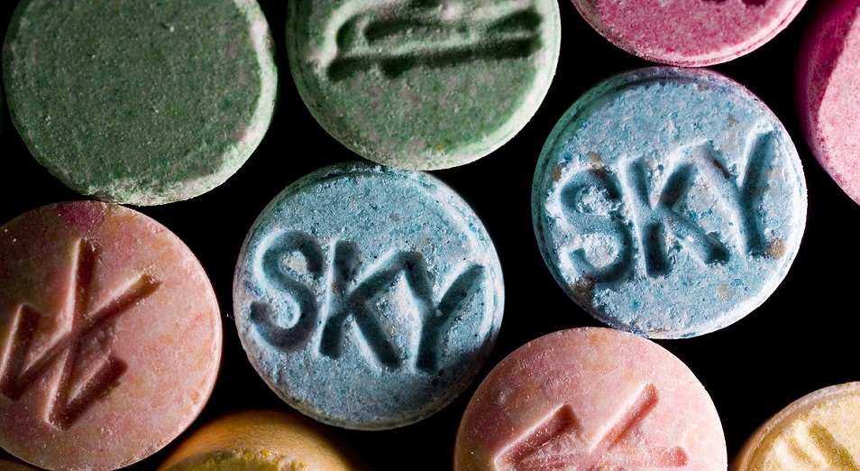 Почему дилеры синтетических наркотиков избегают наказания