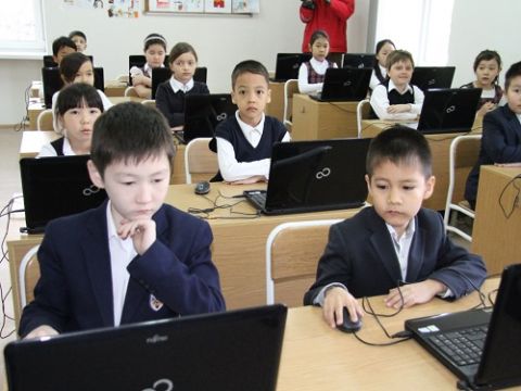Учиться будут на день меньше и на год дольше