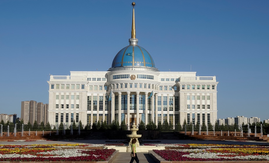 Активизация перестановок в Казахстане связана с «узбекским транзитом» - эксперты