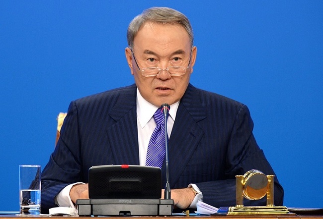 Президент призвал хранить деньги в нацвалюте