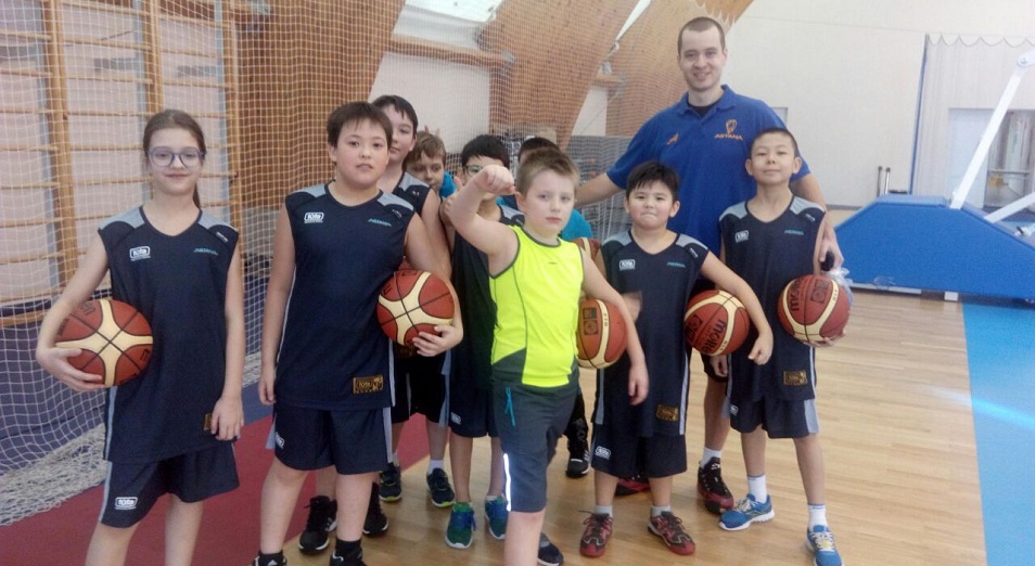 «Астана» баскетбол клубы балалар академиясын ашты