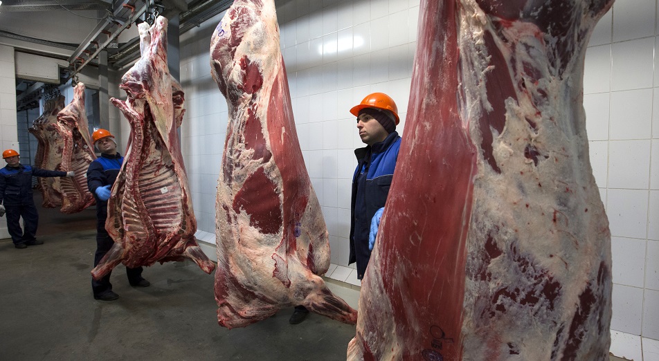 Китайцы вырастят и вывезут мясо и сою