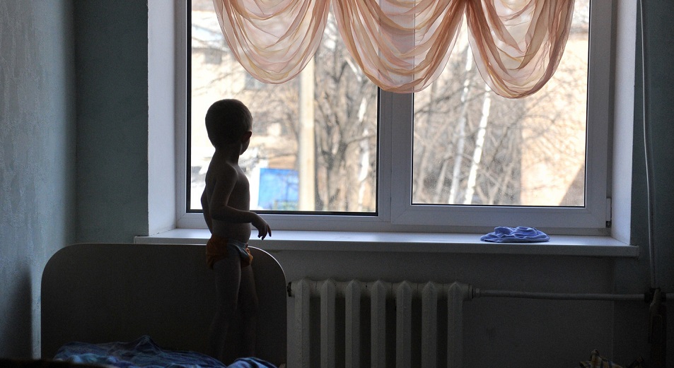 Казахстанский банк детей-сирот близок к банкротству