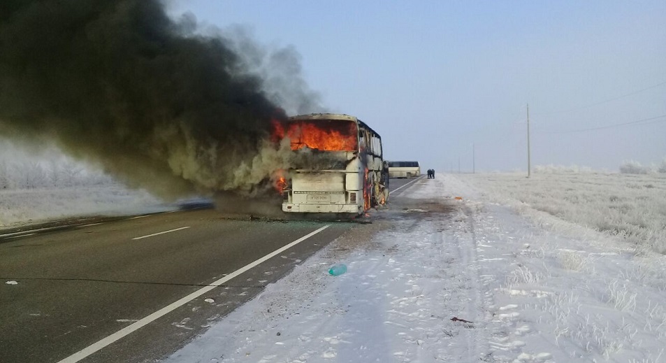 52 человека погибли в загоревшемся автобусе