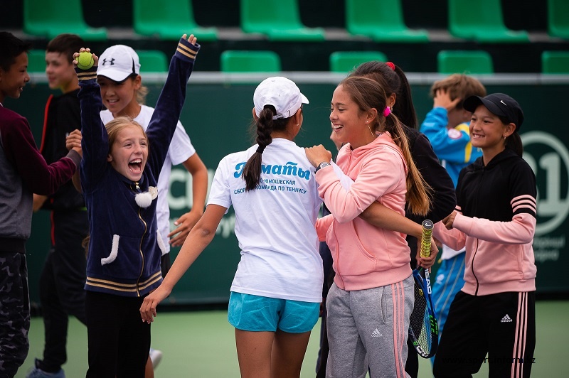 15 000 долларов заработали юные теннисисты на Кубке Казахстана