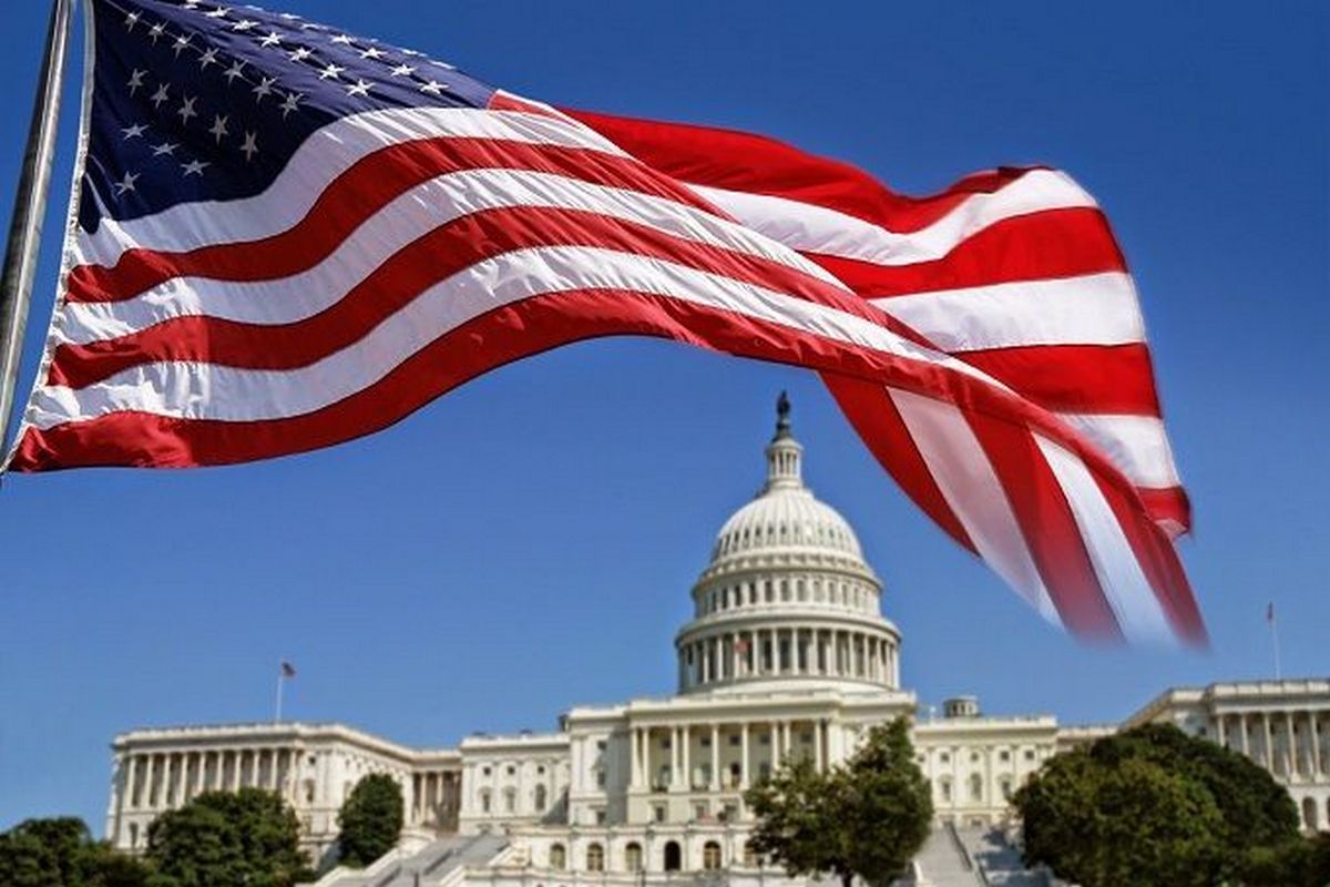 Болтон заявил, что США продолжат вводить санкции против Ирана