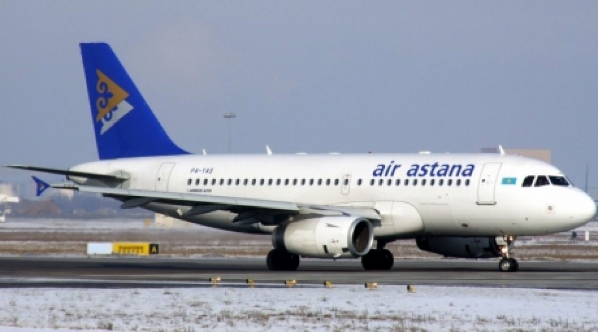 Самолет Air Astana совершил вынужденную посадку в Актау