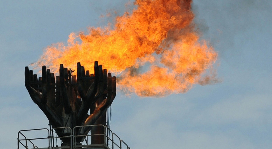 Казахстан снизил объемы сжигания попутного газа