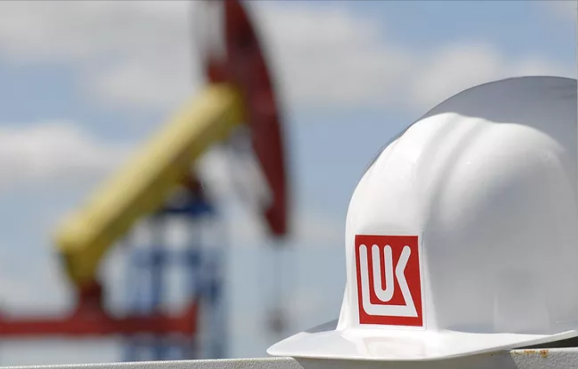 "Лукойл" проведёт обратный выкуп акций на $3 млрд