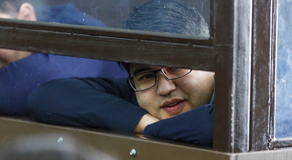 Куандыка Бишимбаева приговорили к 10 годам лишения свободы 