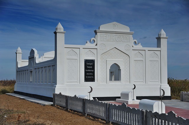 Мавзолей Темиргалы Нурекена открыли в Павлодарской области
