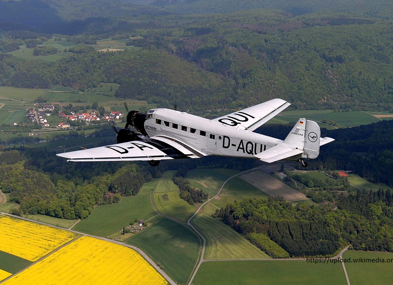 В Швейцарии в результате крушения самолета Junkers 52 погибли 20 человек