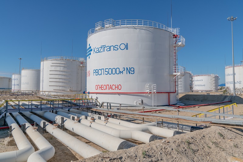 40 тонн нефти пытались похитить при незаконной врезке в нефтепровод АО "КазТрансОйл" 