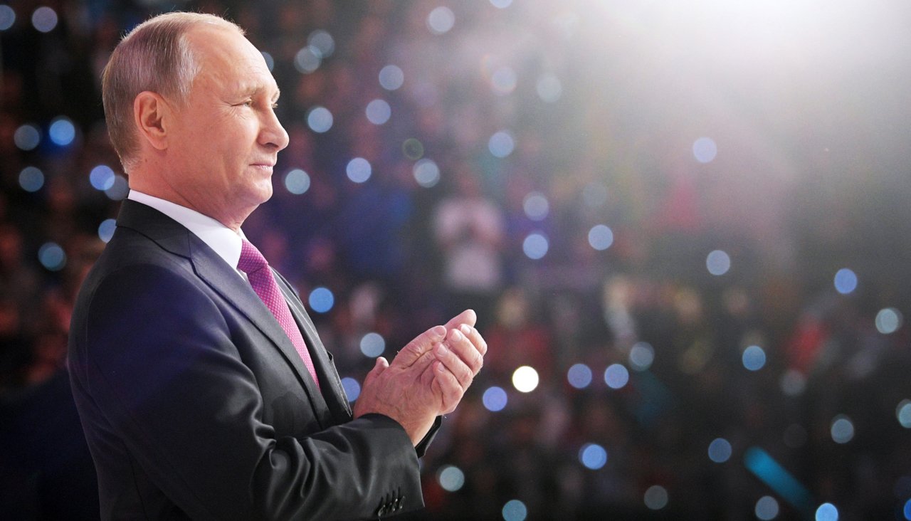 Нурсултан Назарбаев лично поздравил Путина по телефону