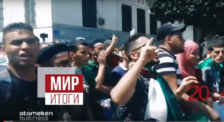 Ведущие казахстанского телеканала вышли в эфир из дома