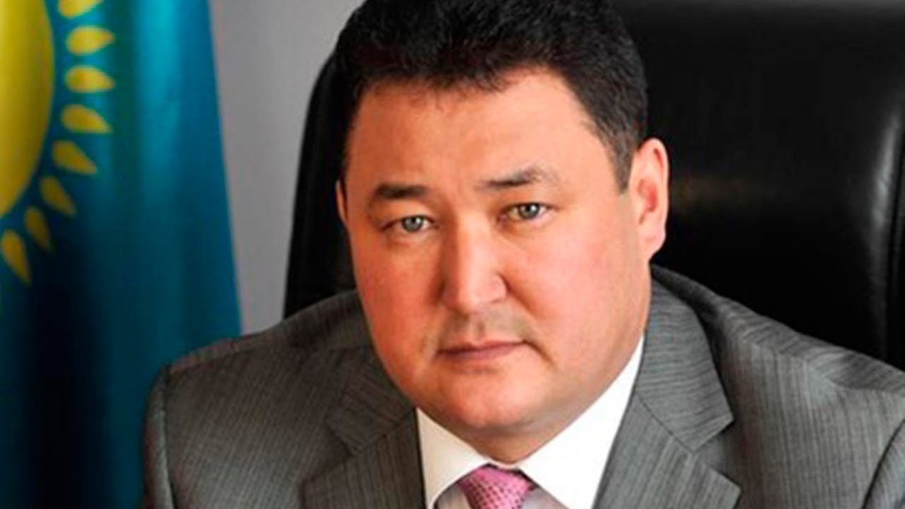 Павлодар облысы әкімнің портреті 700 мың теңгеге сатылды 