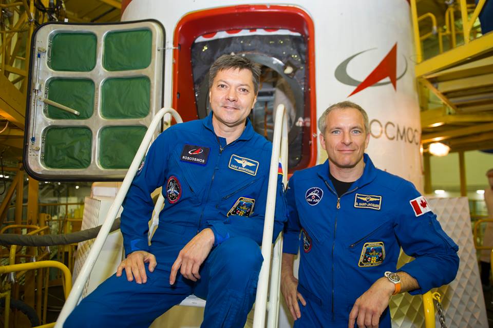 На Байконуре готовятся к старту космонавтов
