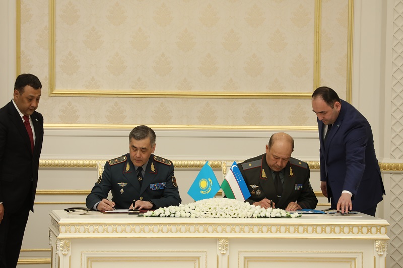 Подписано соглашение об использовании военных аэродромов Казахстана и Узбекистана военной авиацией