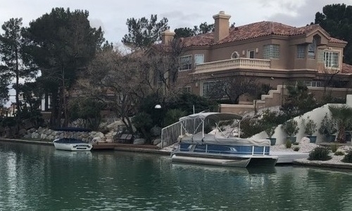 Боксер из Казахстана продает дом в Лас-Вегасе почти за 5 млн долларов