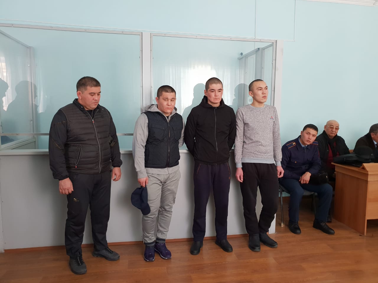 Заместитель акима Толебийского района ТО простила подсудимых