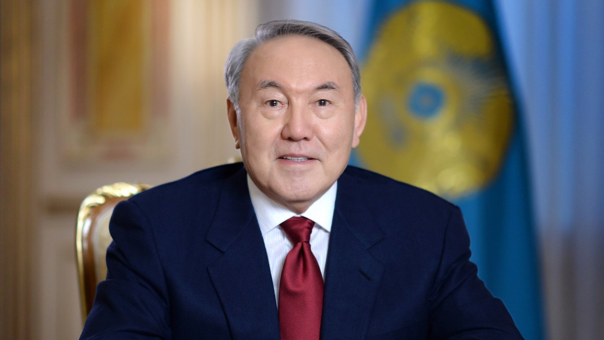 Нурсултан Назарбаев заслушал отчеты генпрокурора и главы МВД