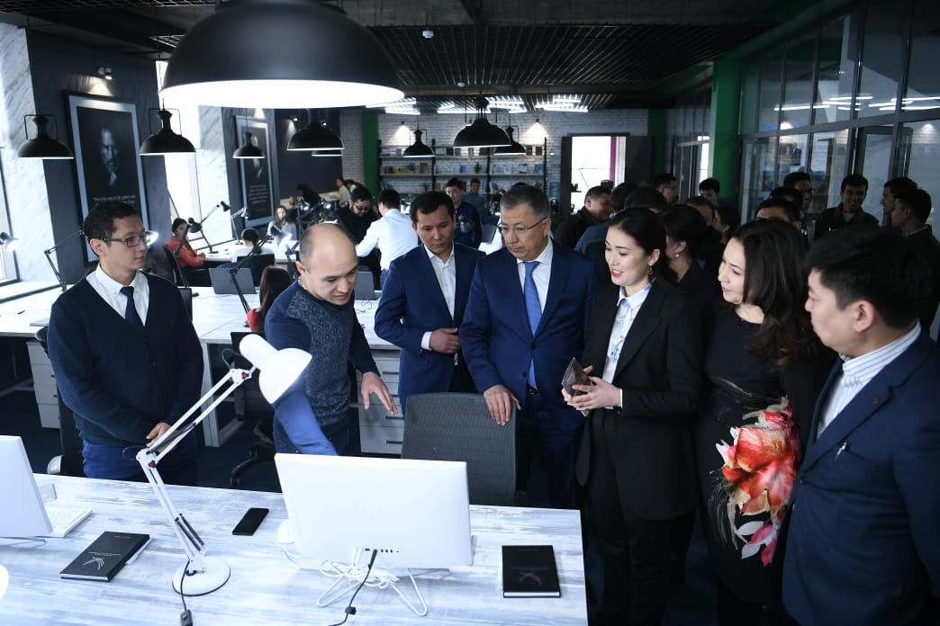 В Туркестане открыли IT-центр Тurkestan hub