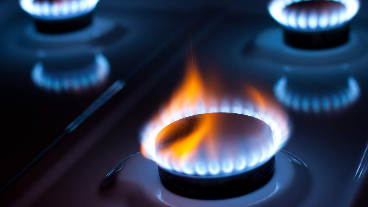 Четверо насмерть отравились газом в четырехэтажном доме в Туркестанской области