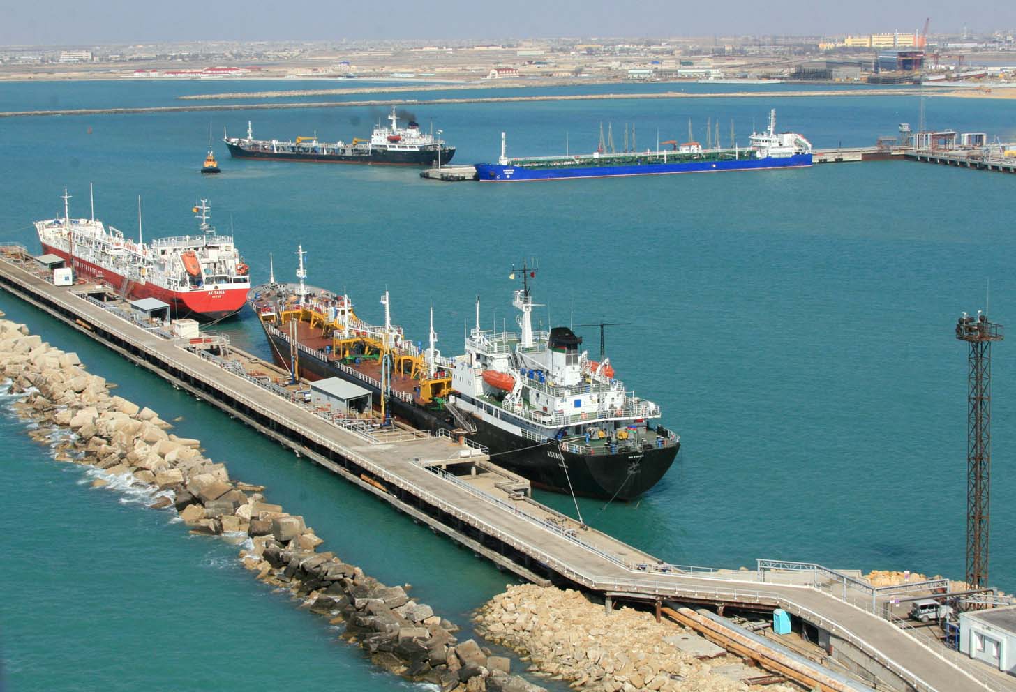 Более 270 тысяч тонн зерна  было перевалено  через терминал порта Актау с начала года