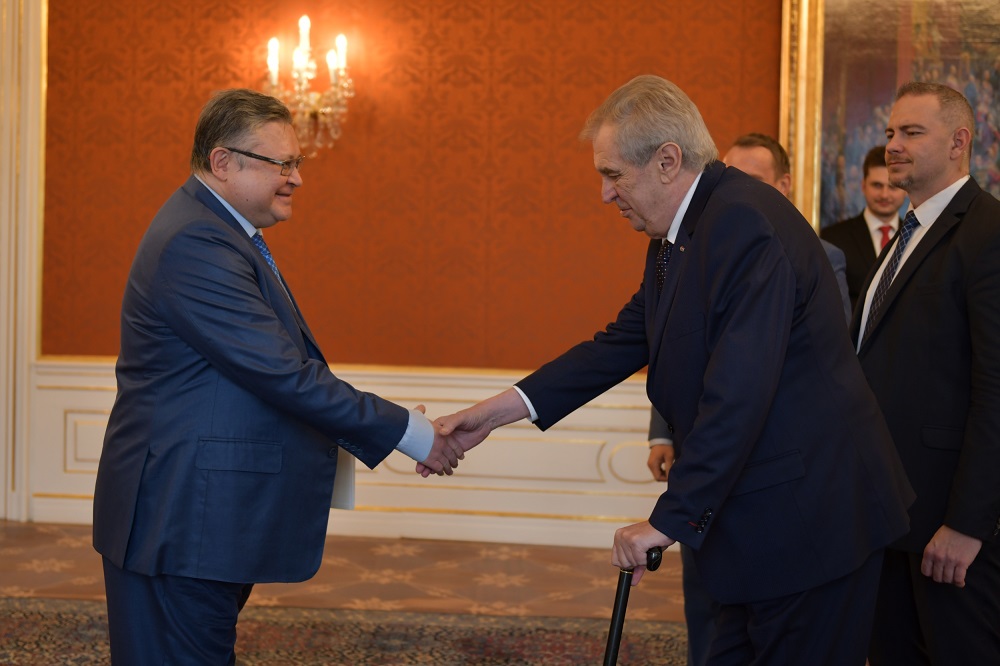 Посол РК вручил верительные грамоты президенту Чешской Республики