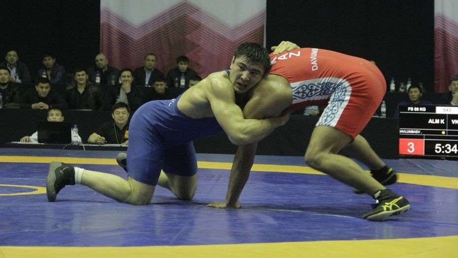 Азамат Даулетбеков - чемпион Казахстана по вольной борьбе