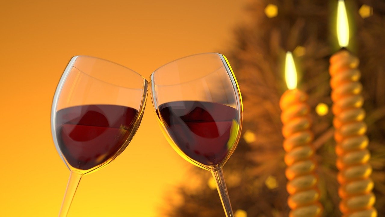 В Минздраве назвали допустимую дозу алкоголя в новогоднюю ночь 