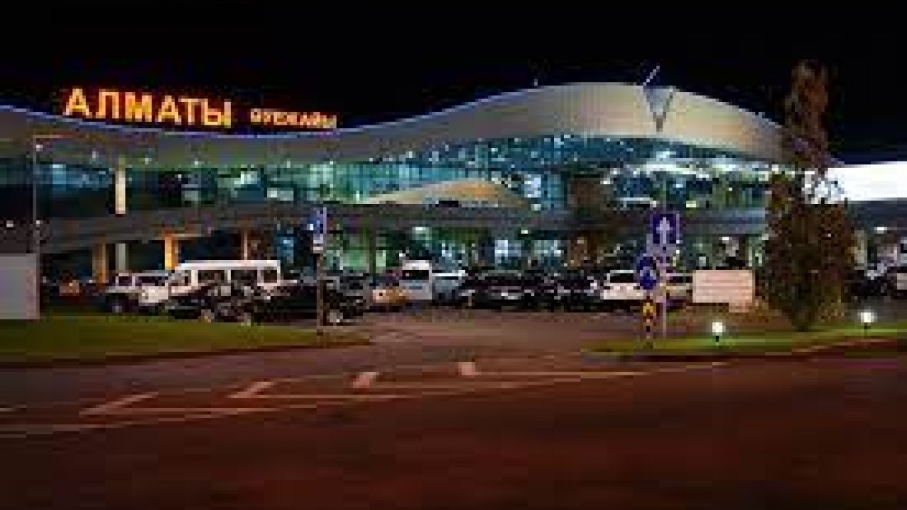 При проведении антитеррористической операции в аэропорту Алматы погибли двое военнослужащих