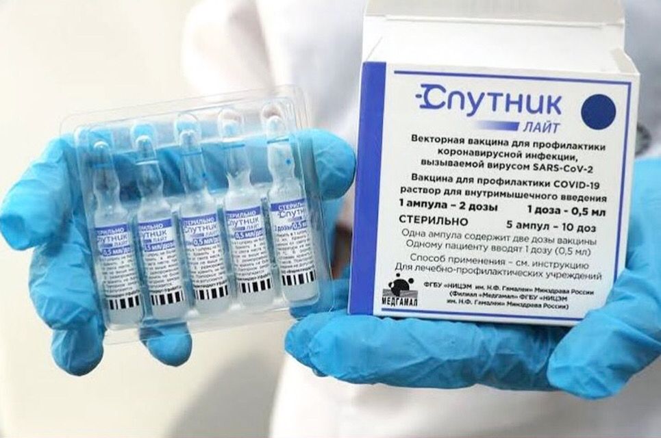 Алматыға "Спутник Лайт" вакцинасы жеткізілді