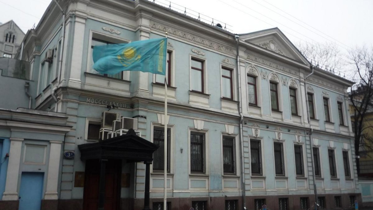 Мәскеудегі Қазақстан Елшілігінің Консулдық бөлімі азаматтарды жеке қабылдауды уақытша тоқтатады