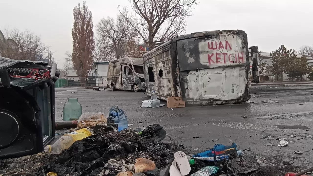 "Алматинская трагедия": между Сциллой и Харибдой правды и лжи