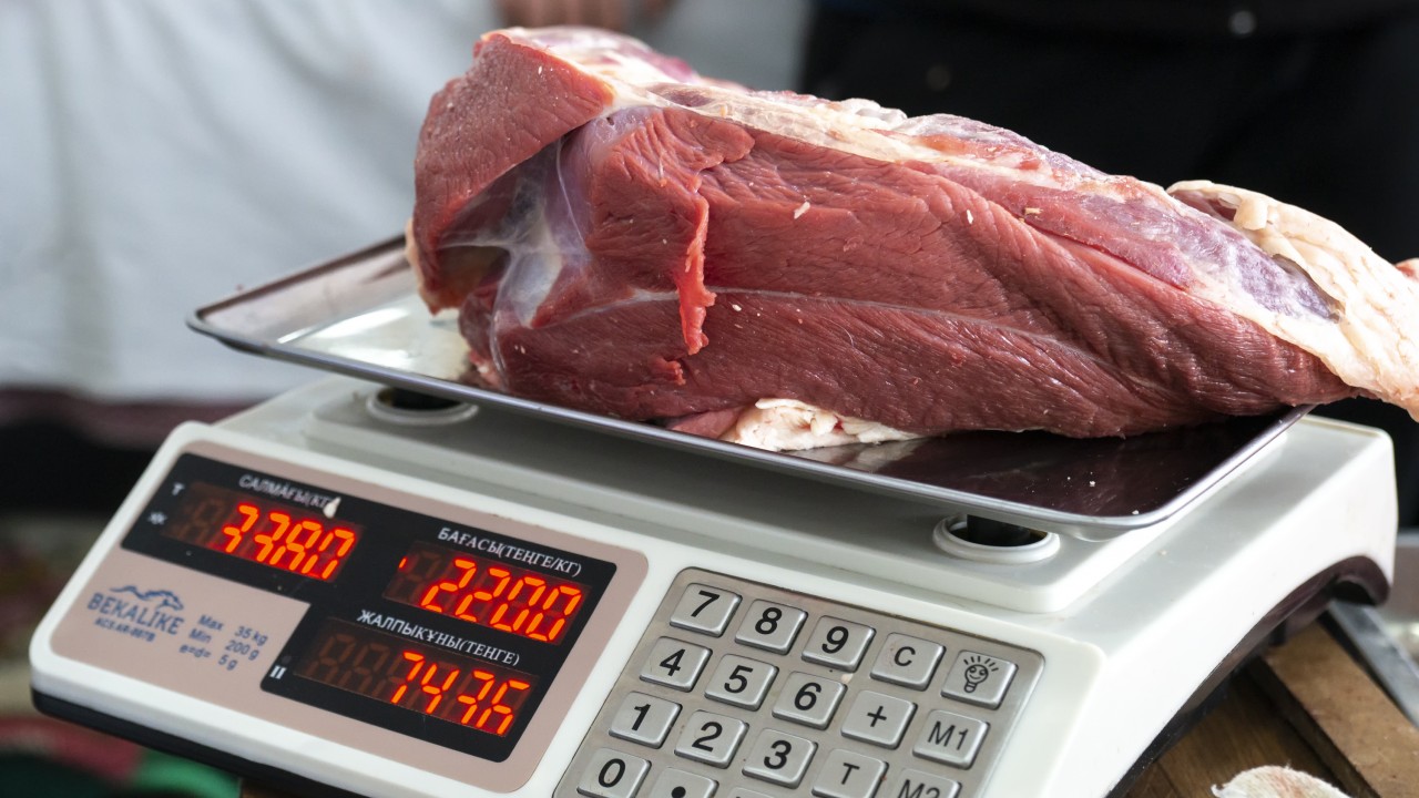 Реально ли купить в Алматы мясо по 2050 тенге за кило? 