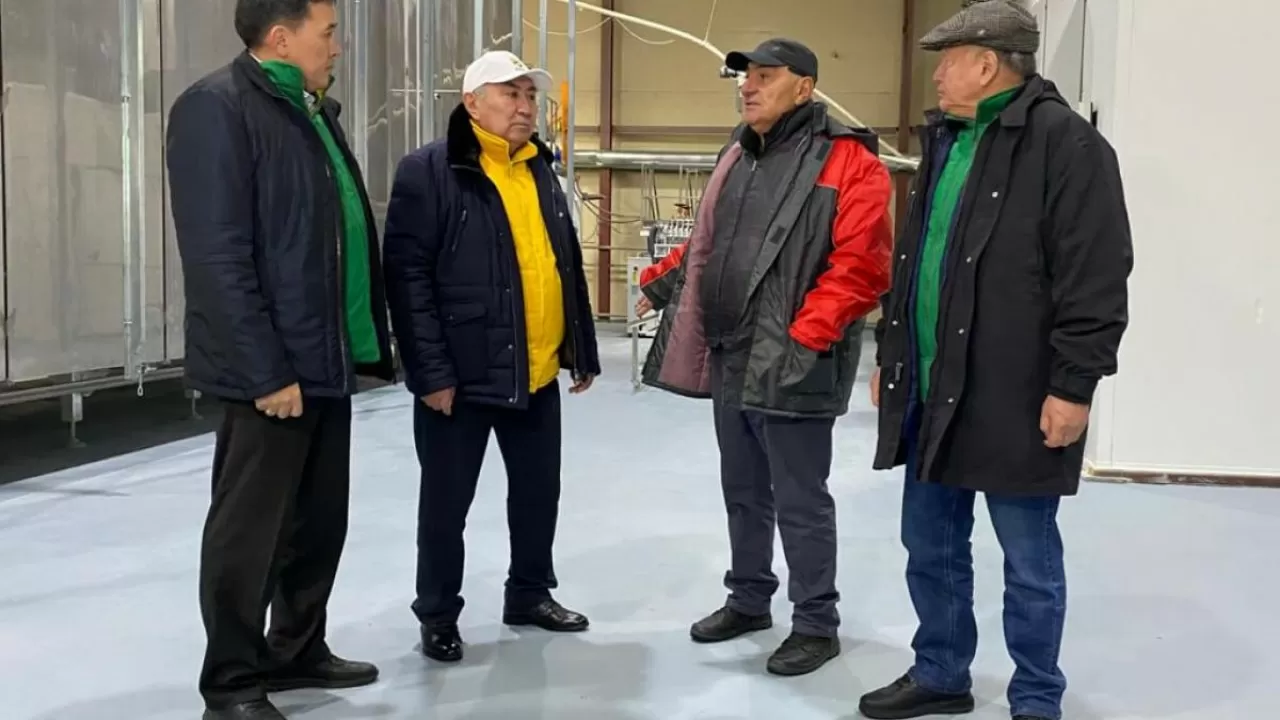 Жигули Дайрабаев ауыл шаруашылығы өндірушілерімен кездесті