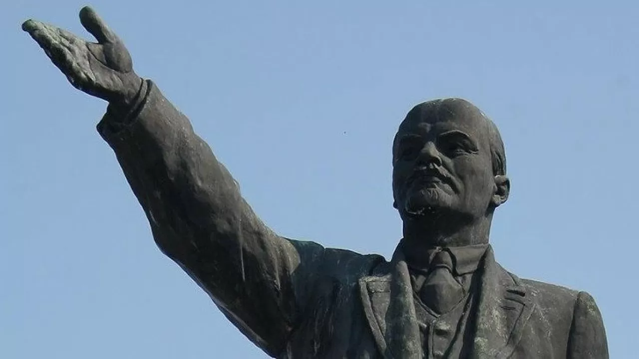 В Финляндии убрали с публичного пространства последнюю статую Ленина
