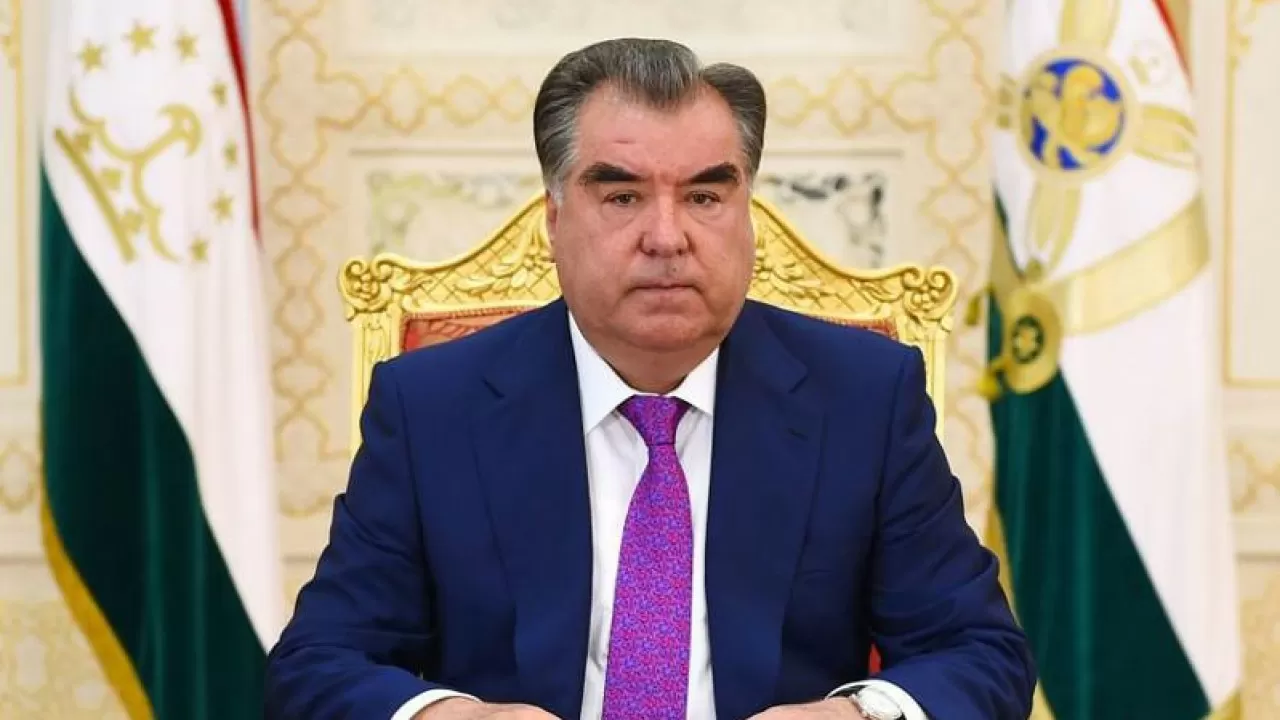 Тәжікстан Президенті алдағы күндері жоспарланған бірқатар ірі шараға қатысу үшін елімізге келді