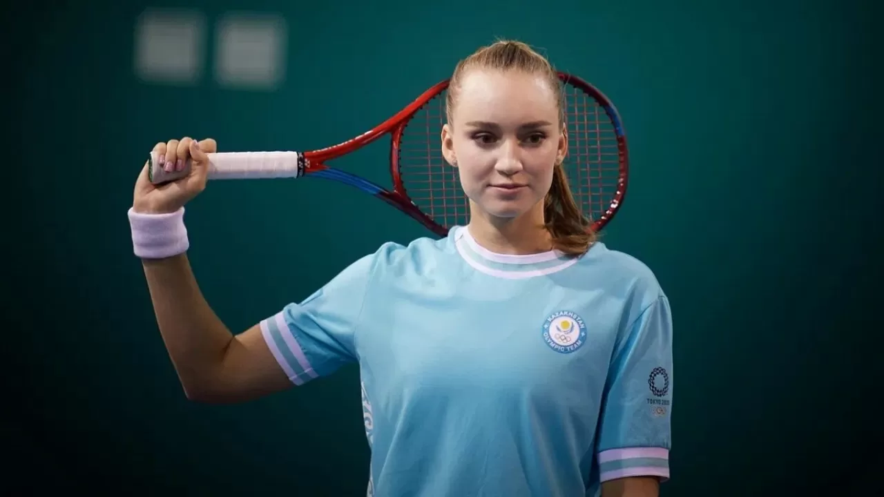 Елена Рыбакина вышла во второй круг турнира серии WTA  