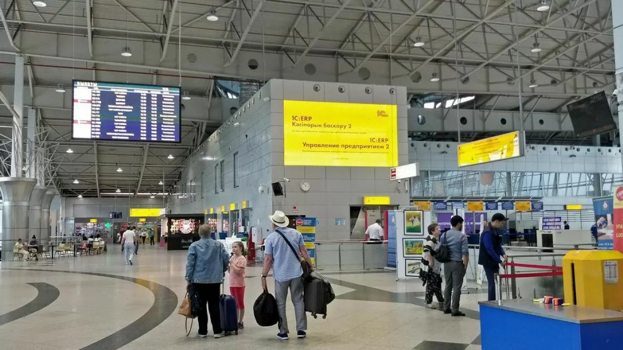 Астана мен Алматы әуежайларында іздеуде жүрген шетелдіктер ұсталды