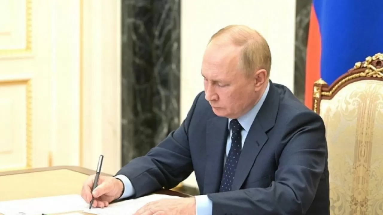 Путин подписал документы об отсрочке от мобилизации для тех, кто учится в вечернее время