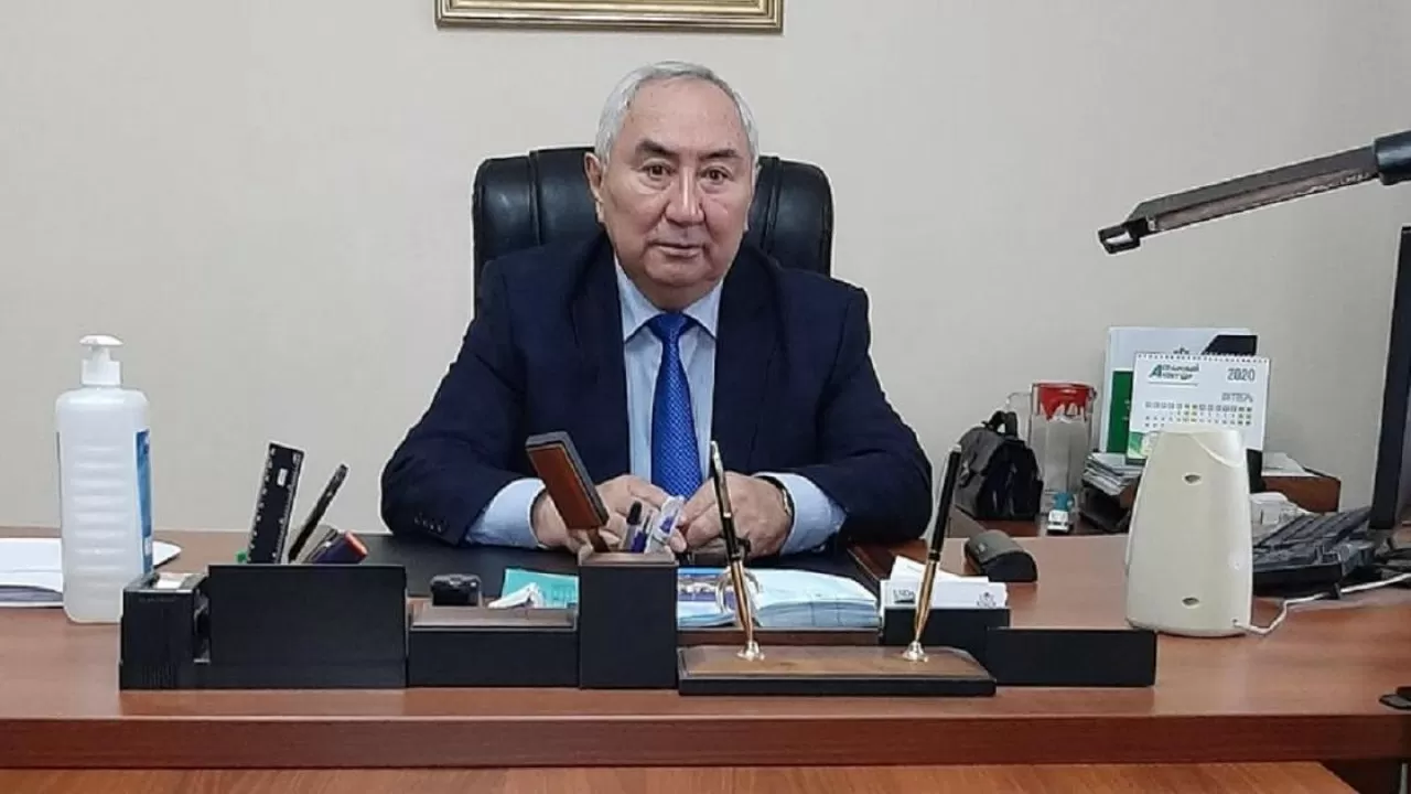 "Ауыл" партиясының президенттікке үміткері Орталық сайлау комиссиясына құжаттарын өткізді