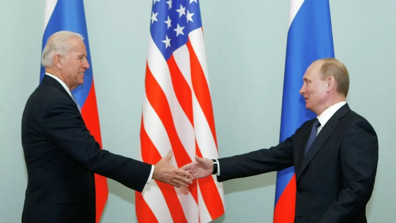 Организовать встречу Путина с Байденом предложила Индонезия  
